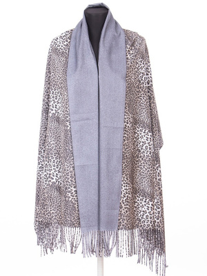  Женская Палантин Палантин - Цвет Светло-серый от интернет-магазина женской одежды МегаТренд. Палантин Палантин - Цвет Светло-серый лучшего качества, эксклюзивные предложения и акции, доставка во все регионы России