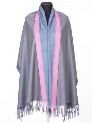  Женская Палантин Палантин - Цвет Темно-серый от интернет-магазина женской одежды МегаТренд. Палантин Палантин - Цвет Темно-серый лучшего качества, эксклюзивные предложения и акции, доставка во все регионы России